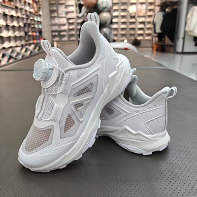 乔丹男童夏季透气防滑越野跑鞋