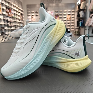 乔丹长风2.0女跑步鞋2026春季革面防水减震轻便跑鞋QDB022261201G