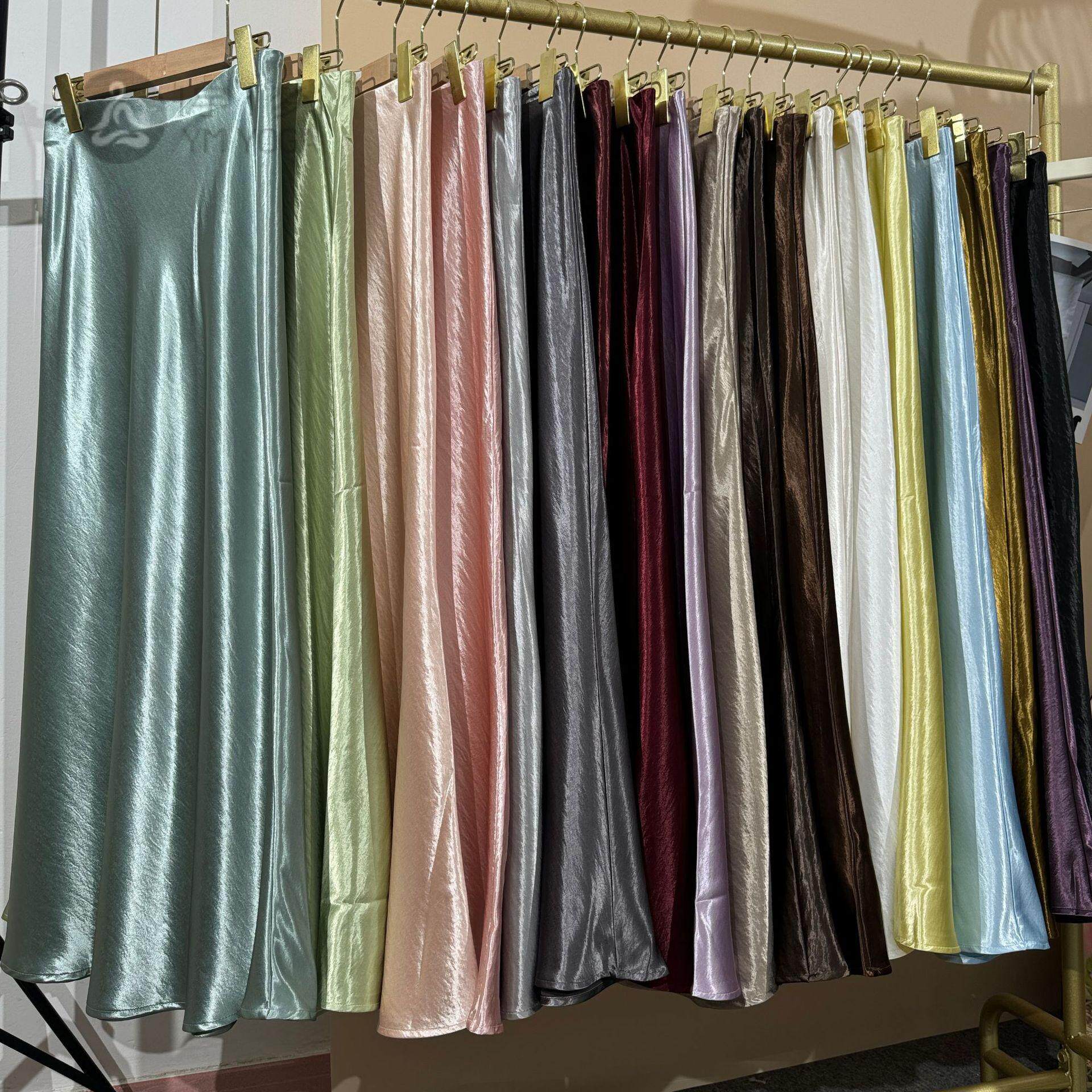 多巴胺色彩春夏光泽醋酸缎面焕发立体珠光经典鱼尾裙半身裙女