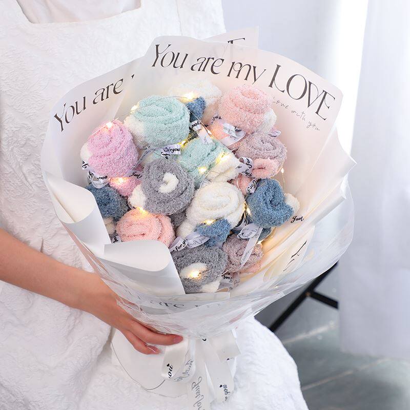 生日礼物女生送闺蜜朋友圣诞节实用的高级感冬天保暖袜子花束