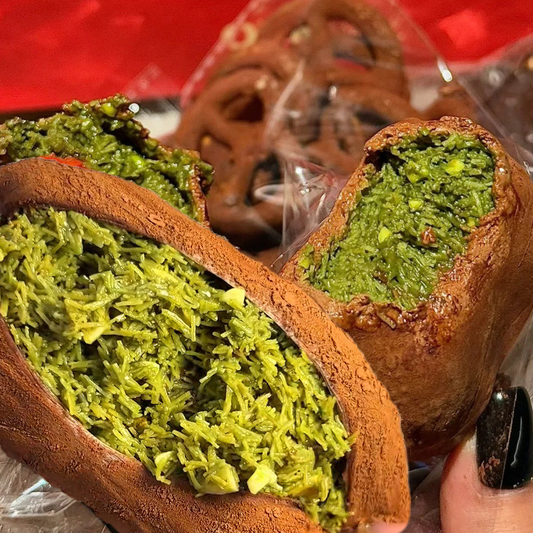 迪拜软曲奇开心果夹心巧克力软糯香酥休闲零食早餐网红爆款下午茶