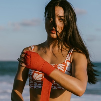 BreakerBliss 红色热带花朵比基尼泳衣 功能性分体泳衣 冲浪