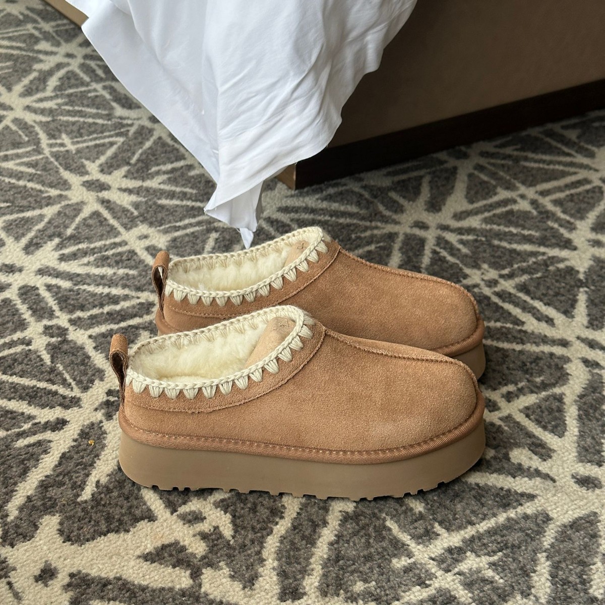 毛线编织奶泡民族风雪地靴女厚底皮毛一体一脚蹬雪地靴保暖棉鞋