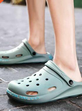 2022 Hot Sle Summer Chep Clogs Men Yellow Men Bech Sndl