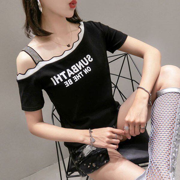 修身紧身短袖女红色字母T恤夏季女装时尚新款一字肩露肩ins上衣服在类目 女装/女士精品, T恤中 - 来自Buy2taobao.com提供专业的淘宝代购服务