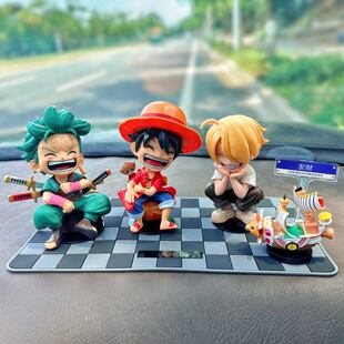 车载海贼王摆件路飞索隆香吉士中控台装饰车内仪表台卡通饰品用品