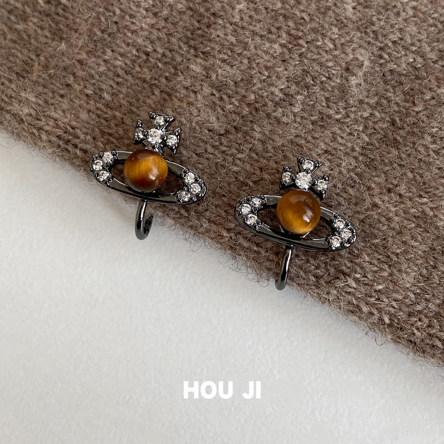 【无耳洞入】黑色设计感土星天然虎眼石蚊香盘耳夹耳环气质个性女,饰品/流行首饰/时尚饰品新,耳夹,淘宝优惠券,粉丝福利购,淘宝优惠卷