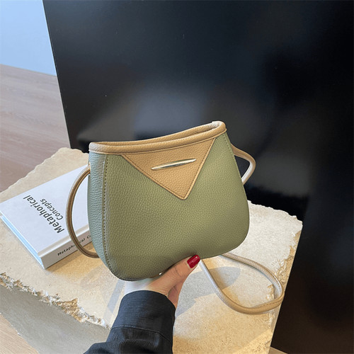 真皮质感新款韩系简约拼色单肩包