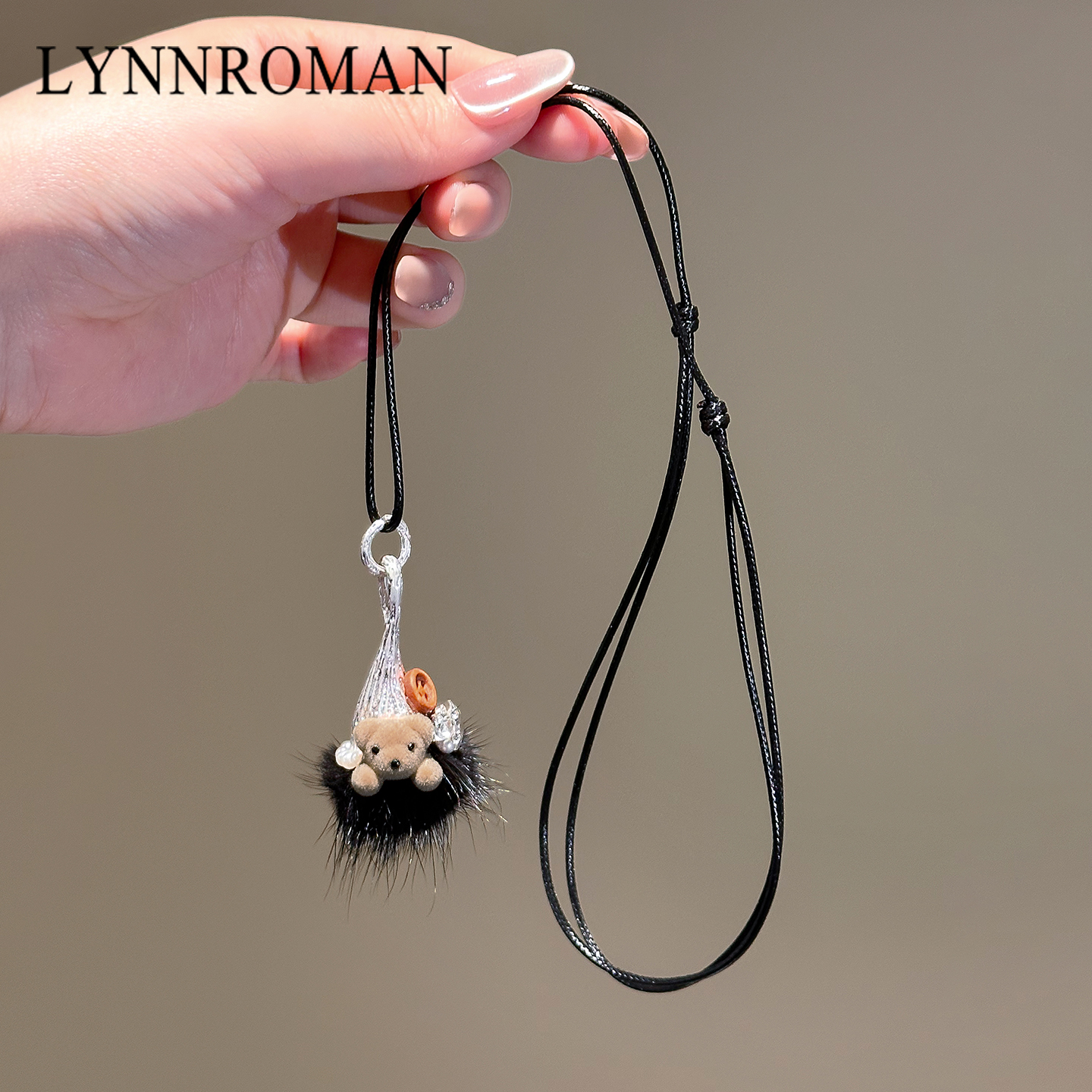 毛绒小熊吊坠项链纽扣毛衣链