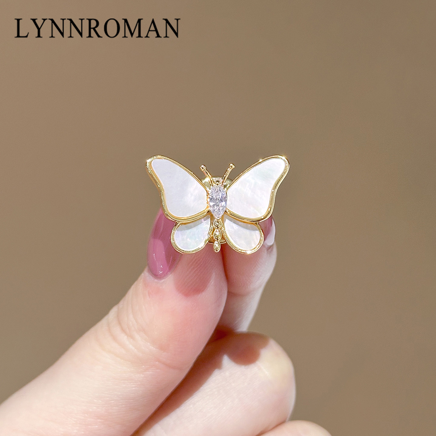 LYNNROMAN轻奢贝母蝴蝶胸针高端精致时尚别针固定衣服防走光扣女