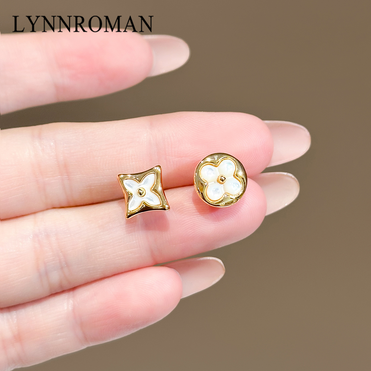 法式贝母四叶草耳钉精致