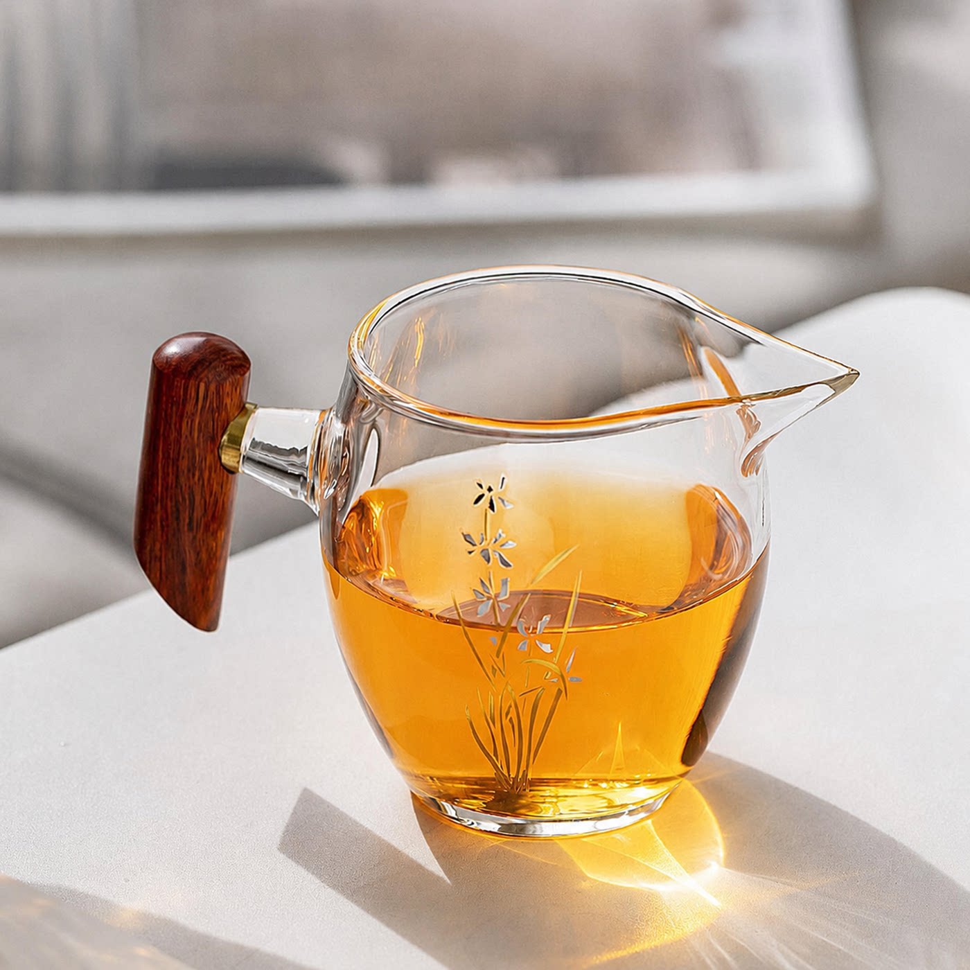 金镶玉玻璃实木柄公道杯家用茶海图片