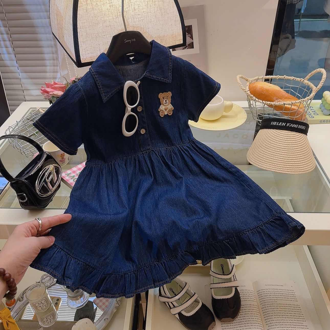 女童牛仔连衣裙春夏秋纯色刺绣群