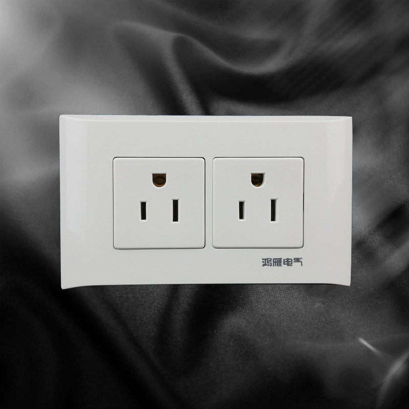 鸿雁开关插座 a118两位六孔美标插座三孔u型美国插二位面板10a