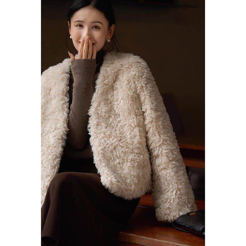 JOERICOR 雪地奇遇 平衡美感与温度 温暖巴托卷 白羊 毛毛外套