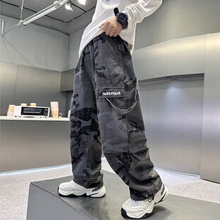 男童迷彩工装裤春秋款2026新款帅气中大童宽松裤子男孩秋冬长裤潮