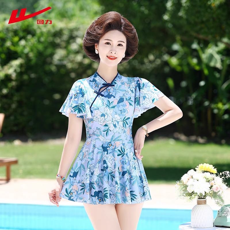 泳衣女2025新款爆款高级感连体裙式海边温泉度假遮肚显瘦游泳装