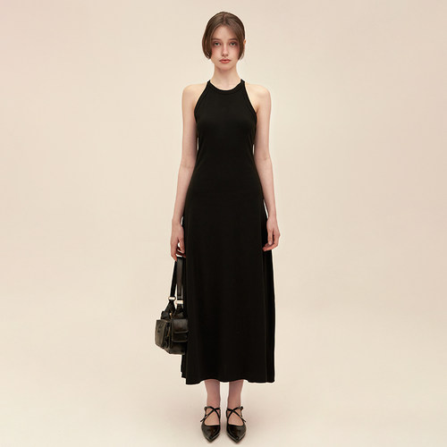 NNOVA爱心刺绣气质背心连衣裙