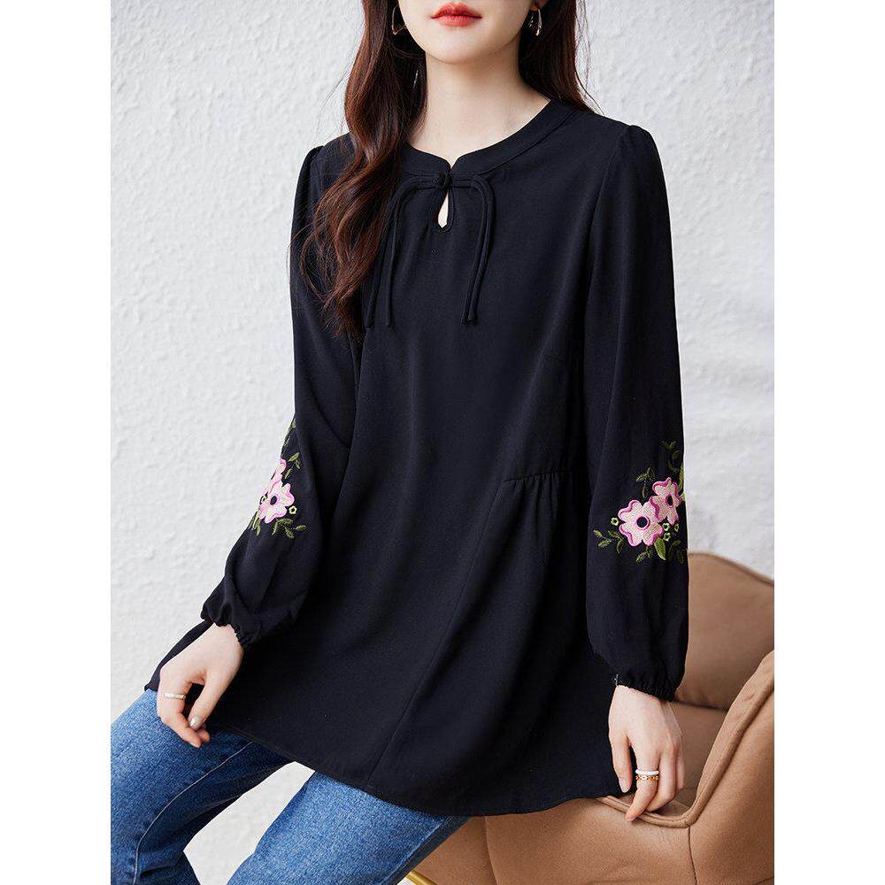 新中式复古盘扣刺绣雪纺衬衫春季大码遮胯女装洋气中长款长袖上衣