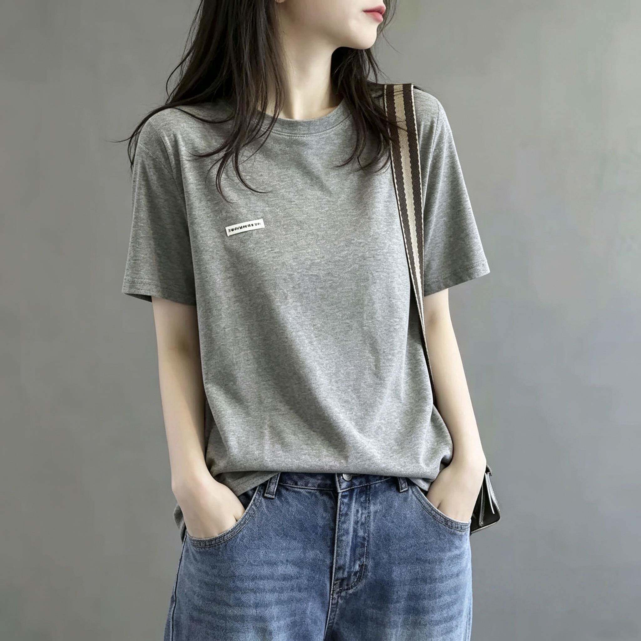 韩国新款简约休闲圆领短袖T恤女2026年夏季宽松简约遮肉正肩上衣