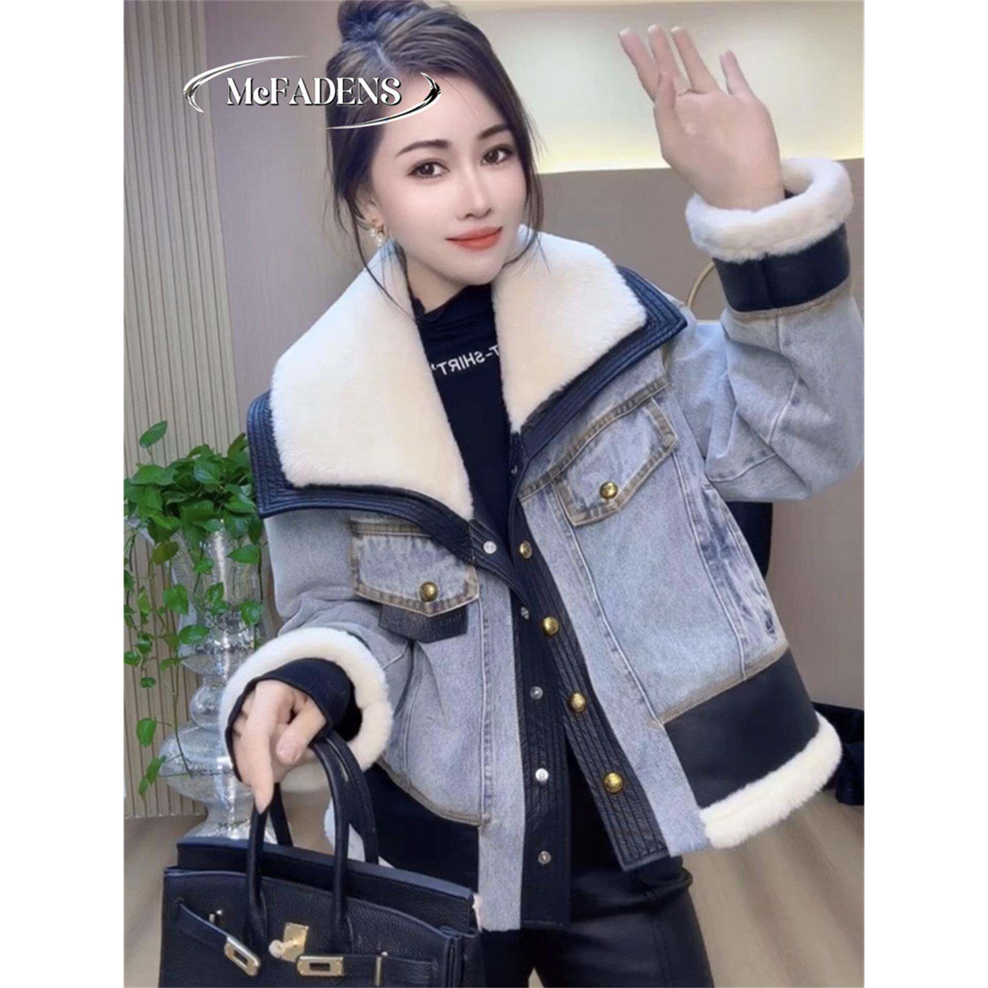 香港高端皮毛一体外套女冬季新款港风羊羔毛拼接显瘦牛仔加厚棉服