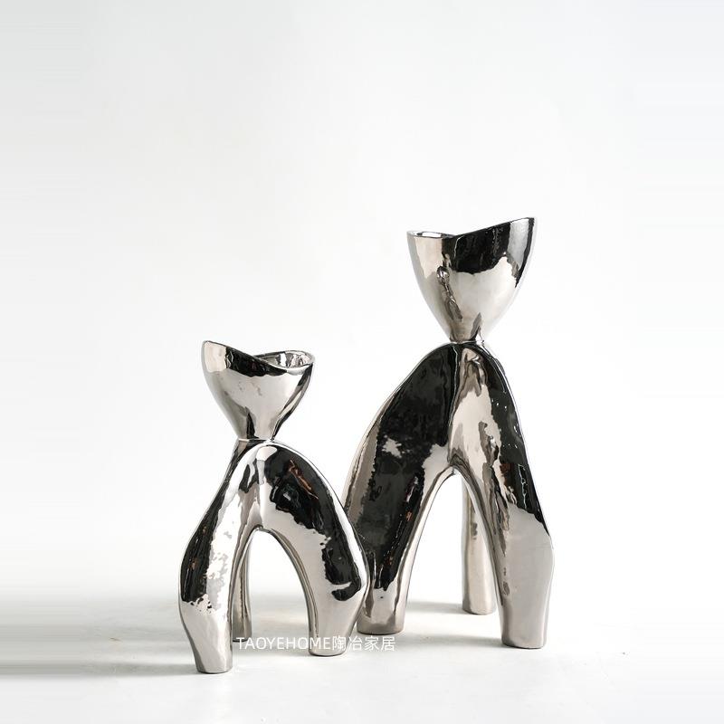 轻奢简约三脚陶瓷抽象摆件客厅样板房售楼处亮白色软装桌面装饰品