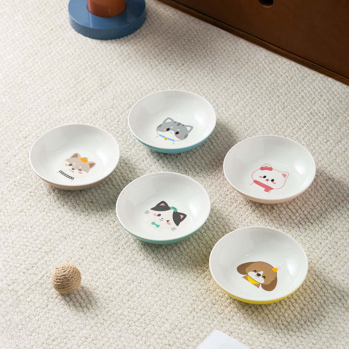 创意卡通猫狗图案飞碟盘家用陶瓷宠物碗防打翻碗猫碗狗碗猫咪饭碗