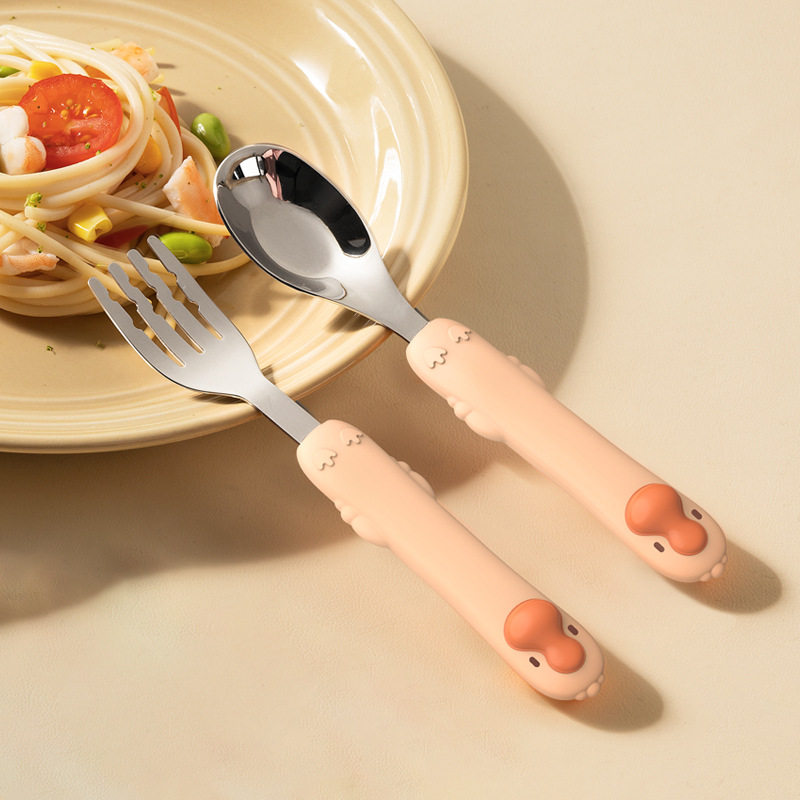 宝宝勺子自主进食叉勺学