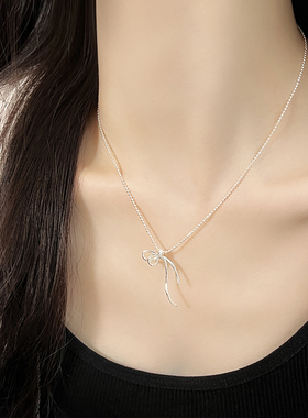 轻奢小众设计蝴蝶结飘带吊坠项链精致简约甜美夏季感锁骨链女