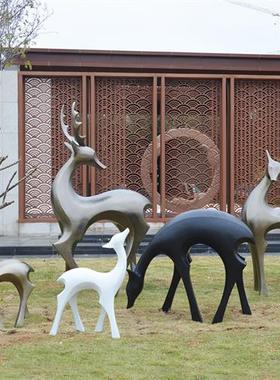 户外玻璃钢仿铜鹿摆件售楼部几何鹿雕塑园林小区景观草坪动物装饰