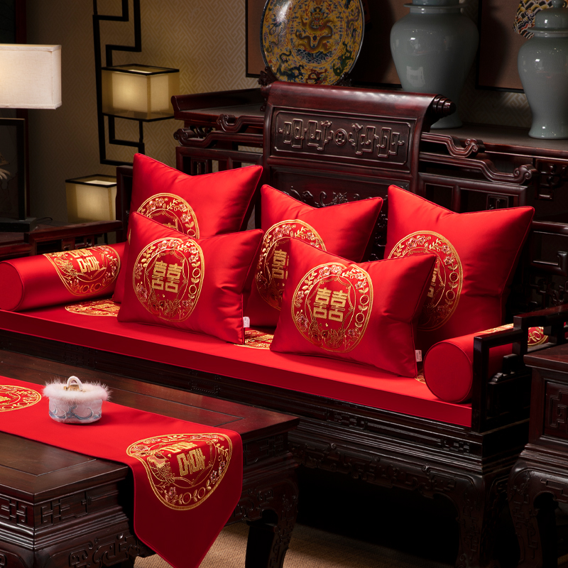 新中式高档红木沙发坐垫婚礼红色喜庆刺绣高级感抱枕久坐不累定制