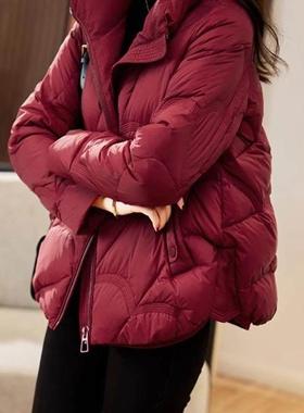 YENR冬季显瘦2024新款短款羽绒服女小个子白鸭绒加厚保暖红色外套