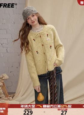 UNIFREE圆领可爱针织衫女秋季新款保暖显瘦复古立体百搭长袖上衣