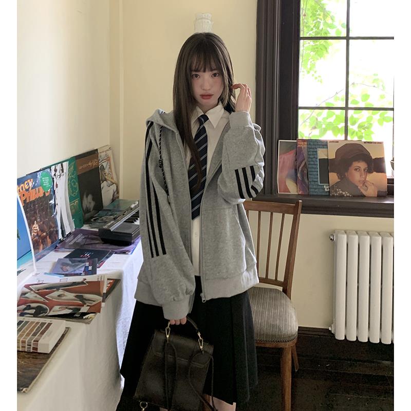 东京岁时记jk刺绣初春灰色卫衣开衫拉链宽松舒适开春学院风外套女