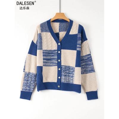 100纯山羊绒开衫女2025秋冬新款格子拼接高端时尚保暖V领针织毛衣