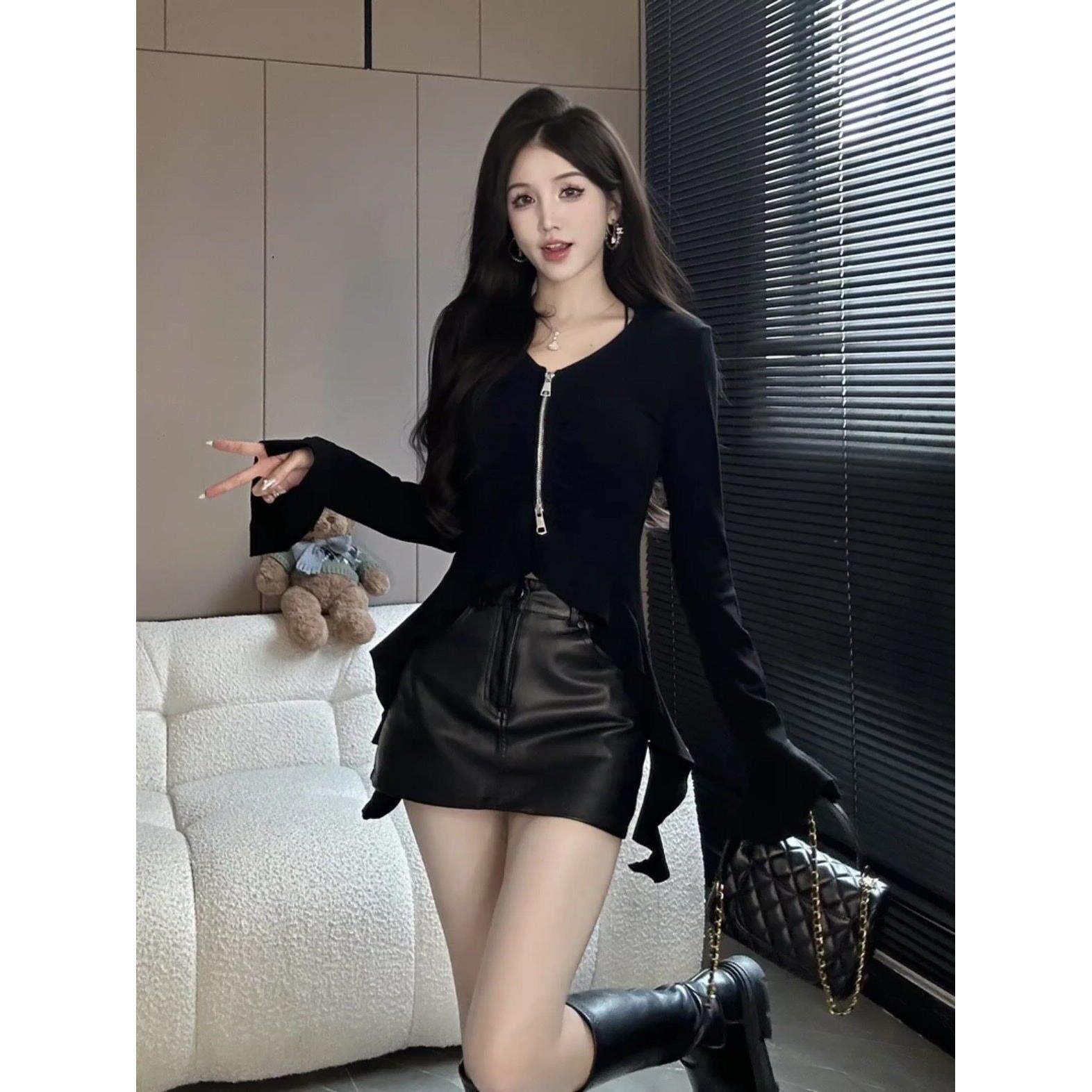 高奢韩系v领不规则长袖t恤女春季设计感小众修身显瘦别致短款上衣