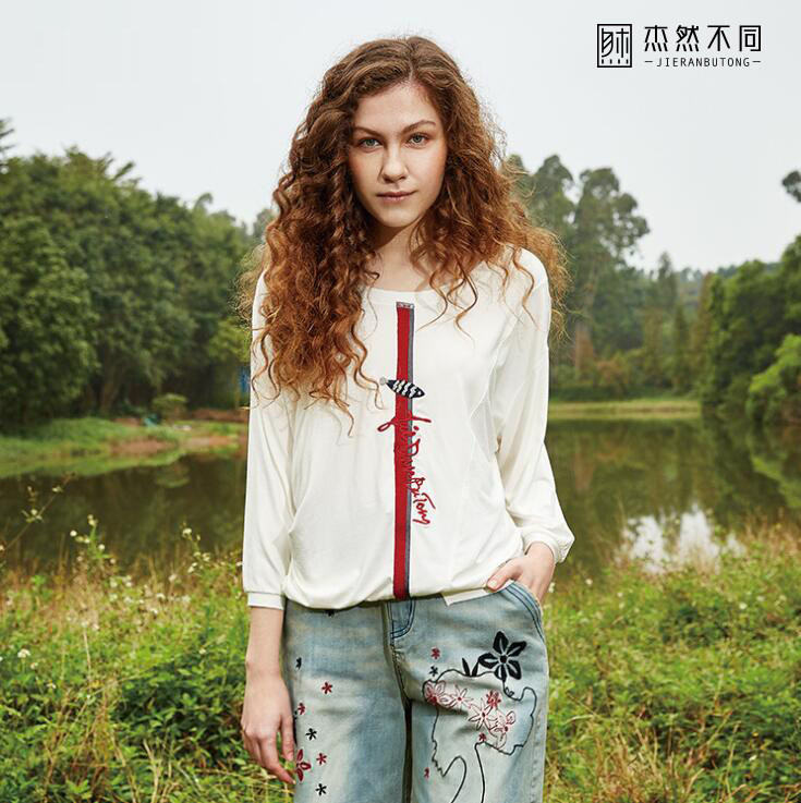 杰然不同拼接t恤女装春秋新款九分袖上衣女文艺刺绣大码洋气体恤