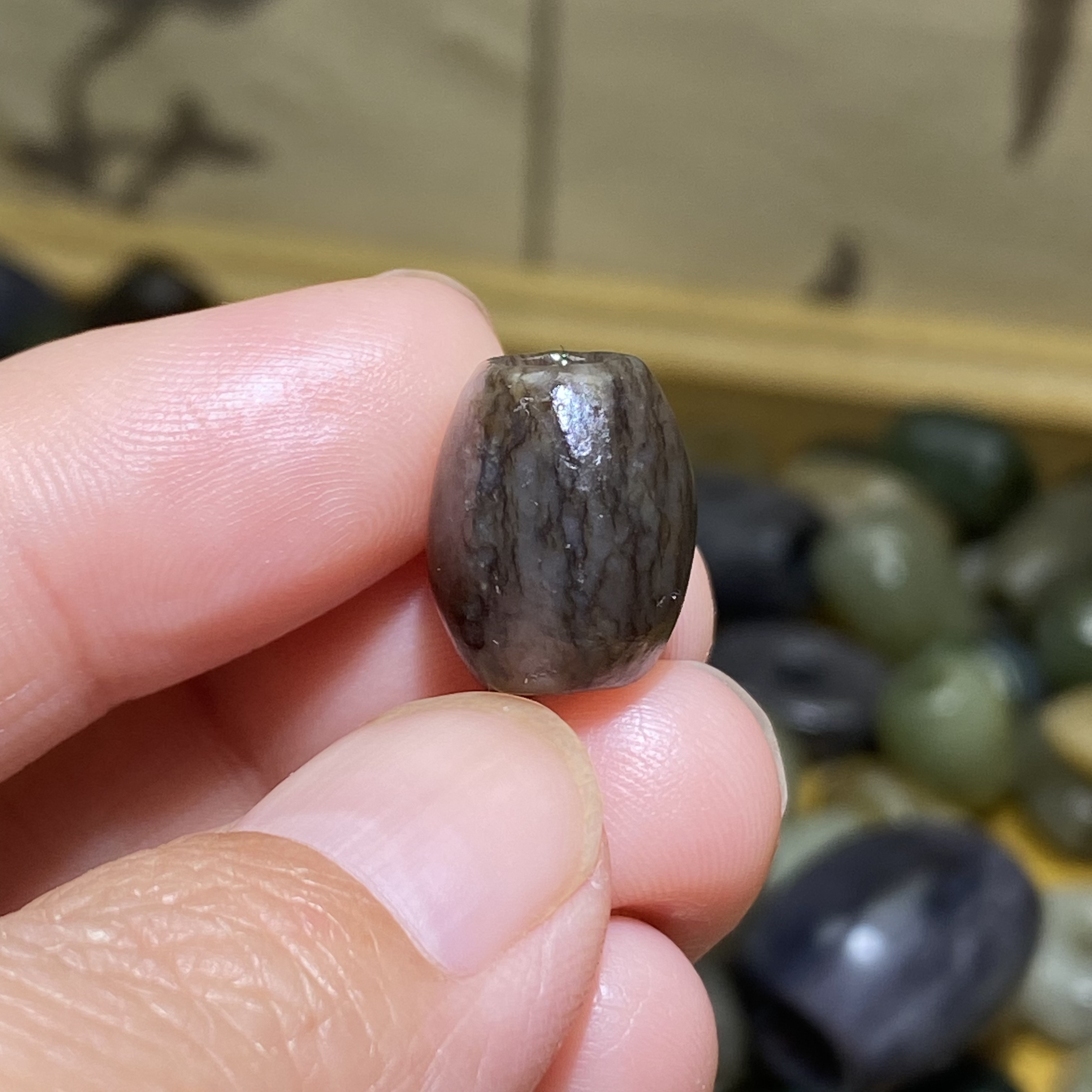 和田玉糖玉麻糖随形桶珠配饰老光工艺复古风藏式手编绳手链配珠
