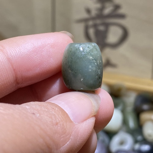 和田玉沙枣青随型小桶珠配饰老光工艺复古风藏式手编绳手链配珠