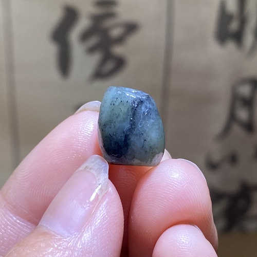 和田玉青花籽料随型桶珠配饰老光工艺复古风藏式手编绳手串配珠