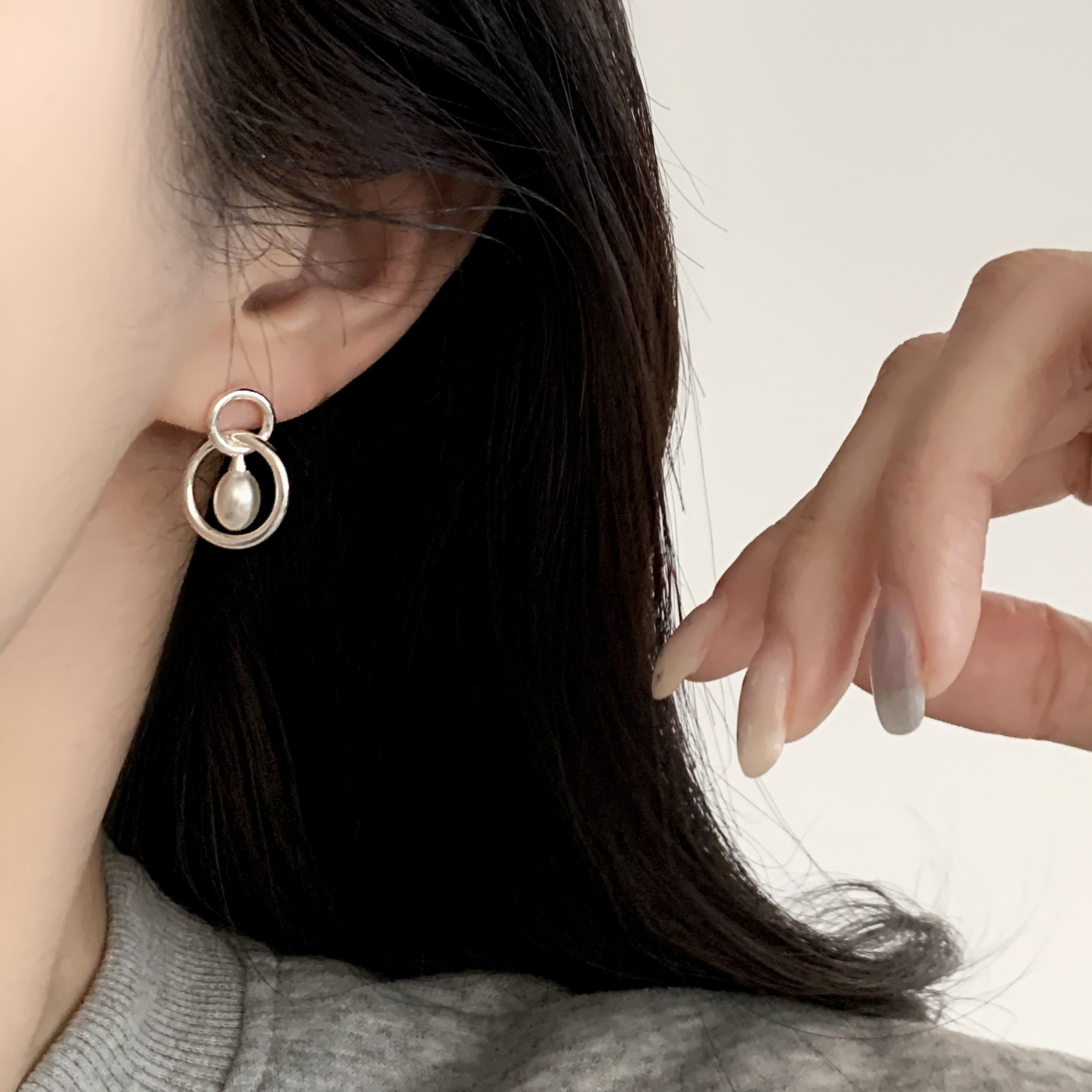 钛合金耳钉轻奢高级感气质大气2026新款简约百搭耳环女小众设计感,饰品/流行首饰/时尚饰品新,耳钉,淘宝优惠券,粉丝福利购,淘宝优惠卷