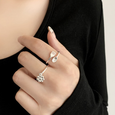 一恋少女心小花球吊坠戒指女创意趣味迷你刀叉开口指环百搭个性食