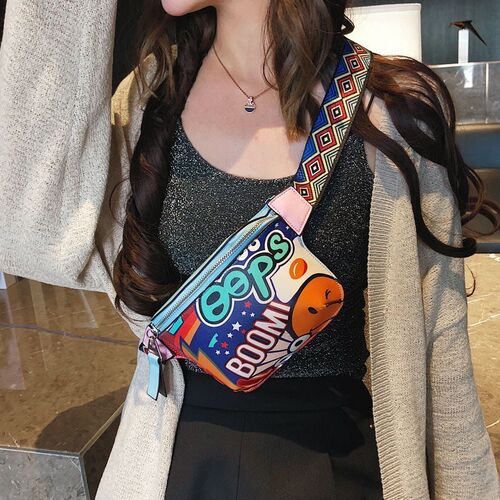 Women girls waist chest bag street bag cellphone bag涂鸦胸包