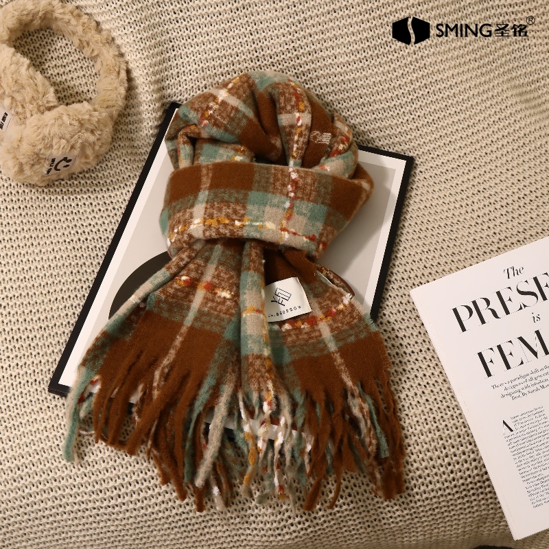 潮流精品，品质保证，复古百搭格子围巾