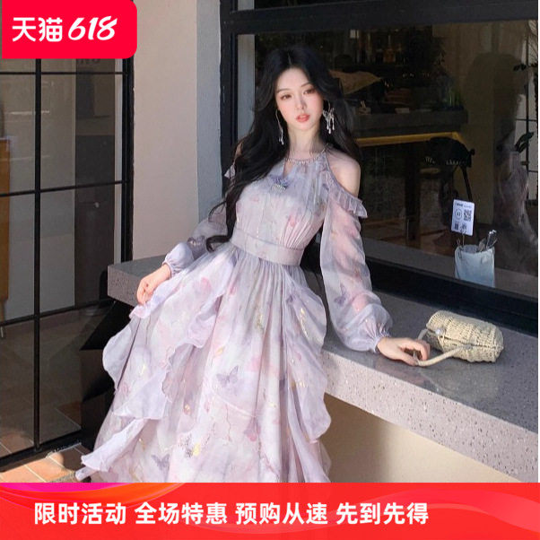 法式气质露肩蝴蝶印花长袖连衣裙女春夏高级感不规则荷叶边长裙子