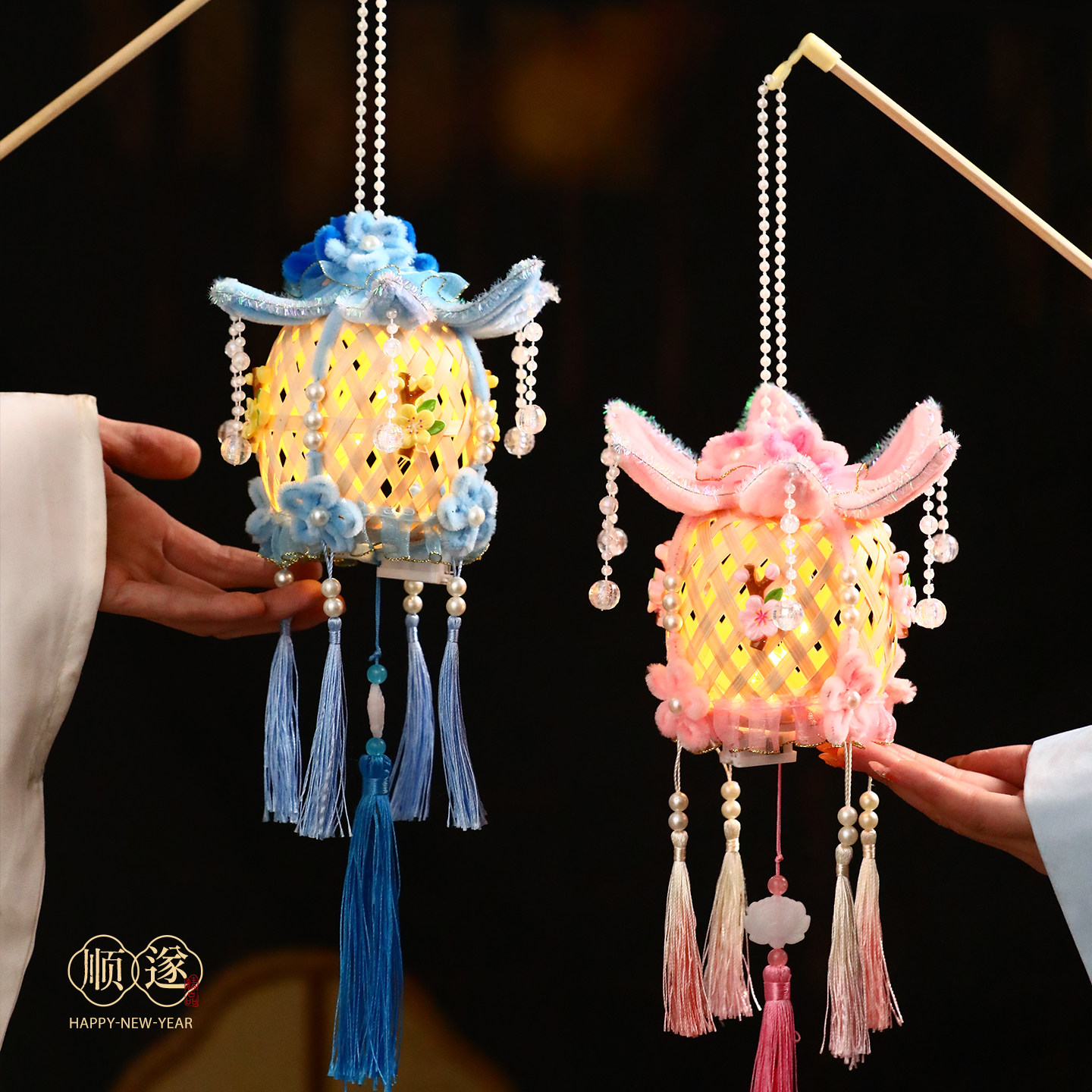 2026马年新年竹编灯笼新春过年装饰春节宫灯儿童手提发光花灯成品