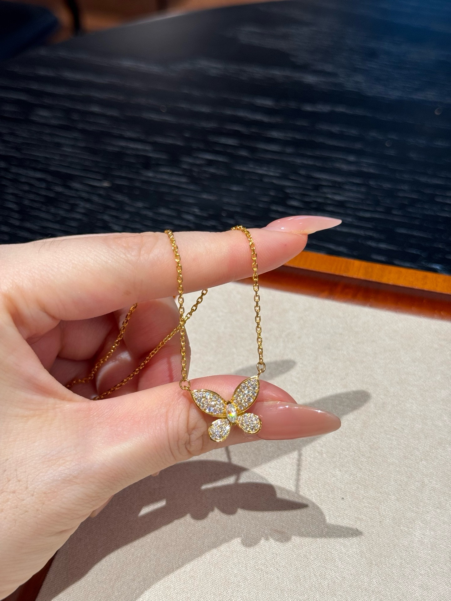 蝴蝶项链黄金镶嵌999足金套链
