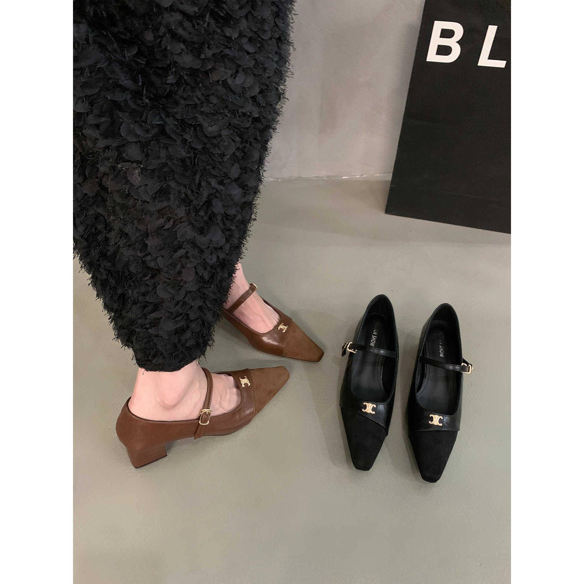 香港覆古粗跟晚晚玛丽珍鞋小香风女鞋冬季单鞋拼接仙女气质高跟鞋