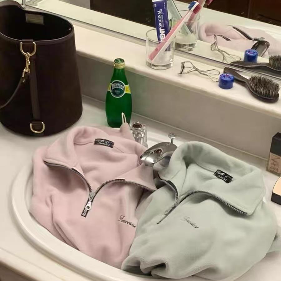 modestmood字母刺绣卫衣