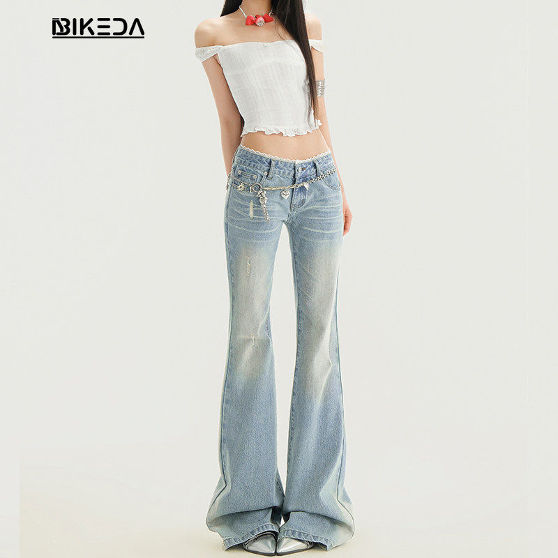 低腰蕾丝拼接微喇牛仔裤女2026新款水洗蓝美式辣妹修身显瘦喇叭裤